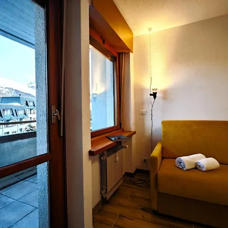 아파트 Hostdomus - Yellow 세스트리에