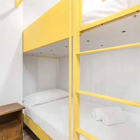 Hostdomus - Yellow 아파트