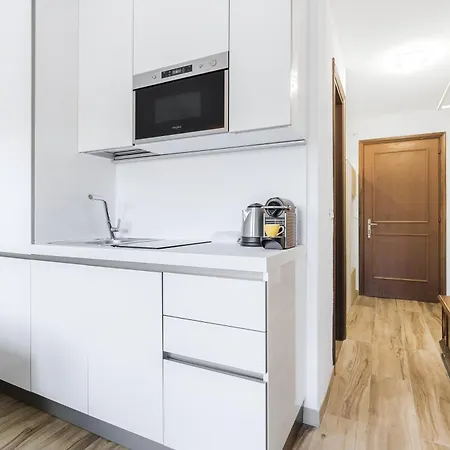 아파트 Hostdomus - Yellow 세스트리에