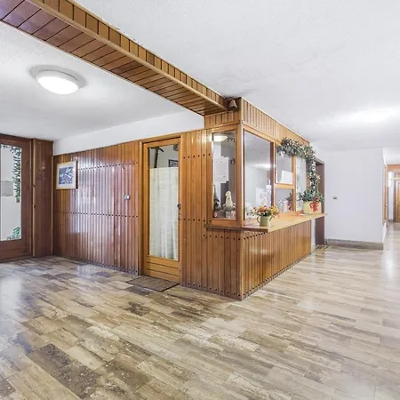 아파트 Hostdomus - Yellow